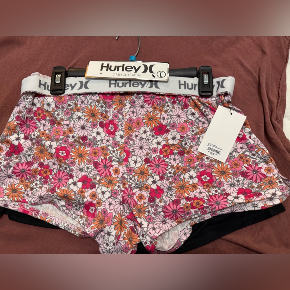 Hurley 2-pack sleep shorts - vibrant floral pattern & Black branded waistband.